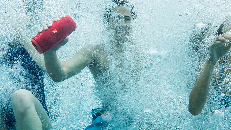 jbl charge 3 is waterproof