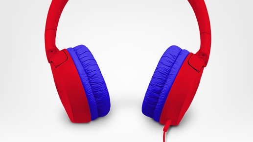 close up of ear cushion on the JBL JR300 Red headphones