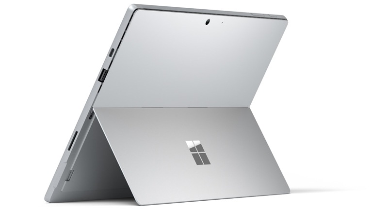 新しい Surface Pro 7 との出会い 軽さの中に 無限の可能性を