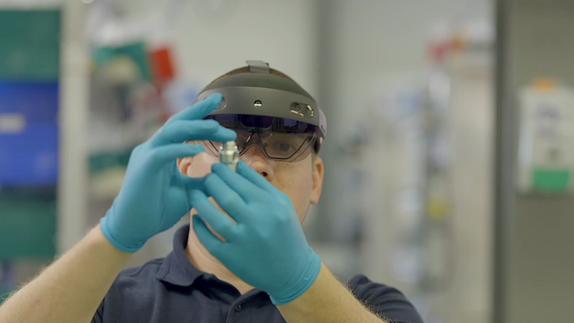 Building ventilators with the HoloLens 2