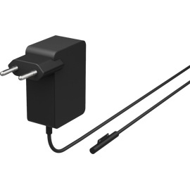 24 W strømforsyning til Microsoft Surface sett på skrå.