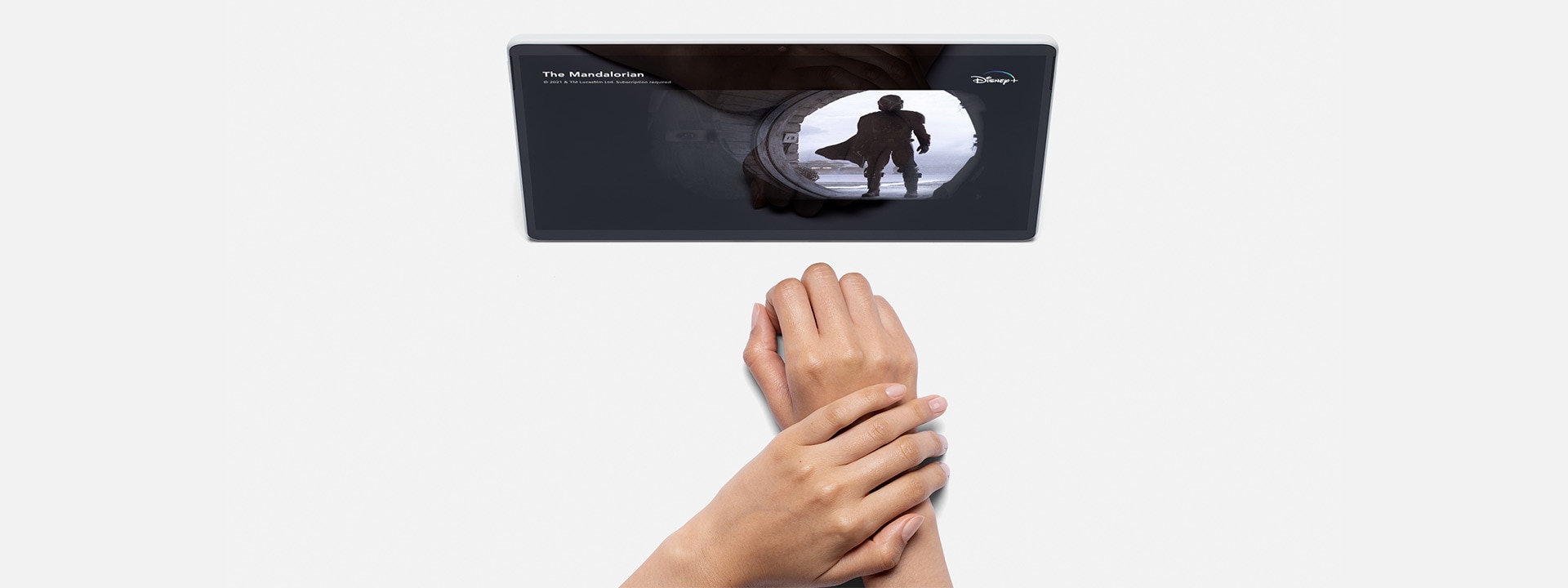 Image d’une Surface Pro X sous forme d’ordinateur portable affichant Netflix.