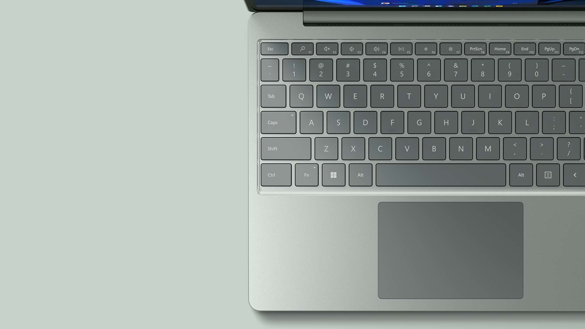Surface Laptop Go 2 全尺寸鍵盤的放大畫面