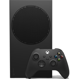 Widok pod kątem z boku na konsolę Xbox Series S – 1 TB (czarną) z kontrolerem