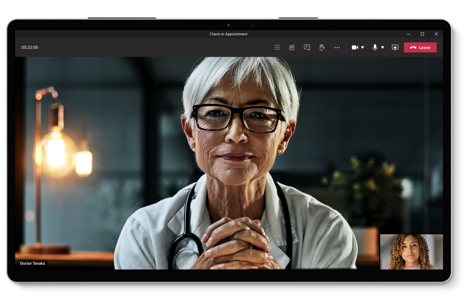 A healthcare professional and a patient having a virtual visit over Teams. 