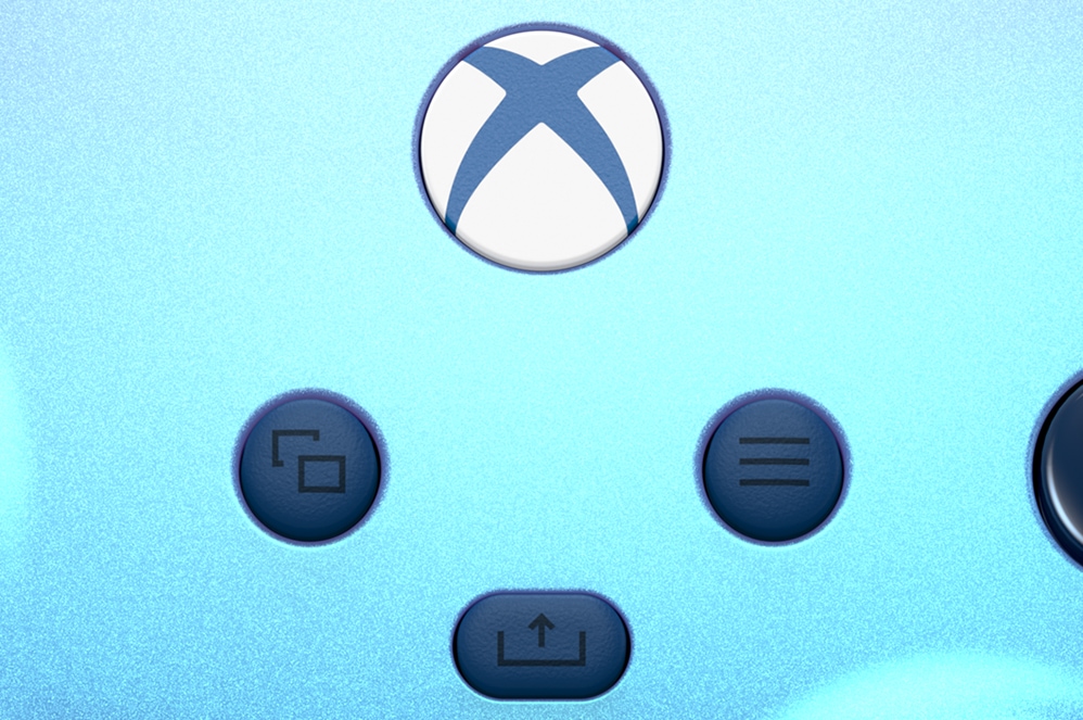 Close up of the share button on the Xbox Wireless Controller