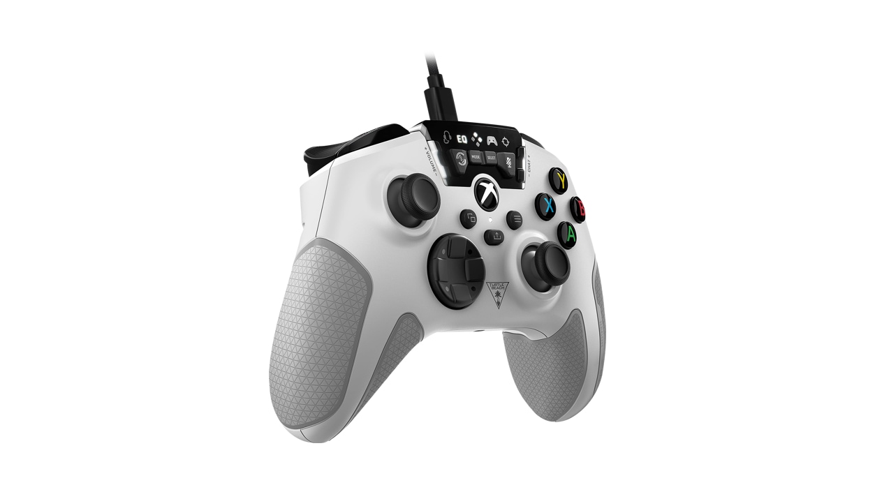 Turtle Beach Recon Controller in White front right facing view