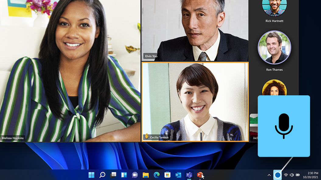 Windows 11 中视频会议的屏幕截图，其中麦克风图标在屏幕右下方放大以突出显示使用任务栏中的静音功能