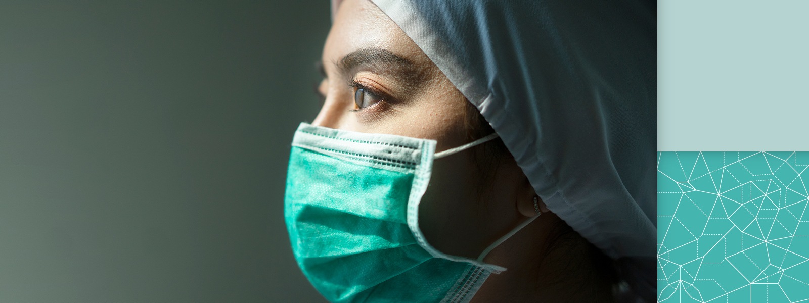 コロナウイルス (Covid-19) 対策として医療用マスクを装着したアジア人女性医師。Covid-19 検疫のコンセプト画像。