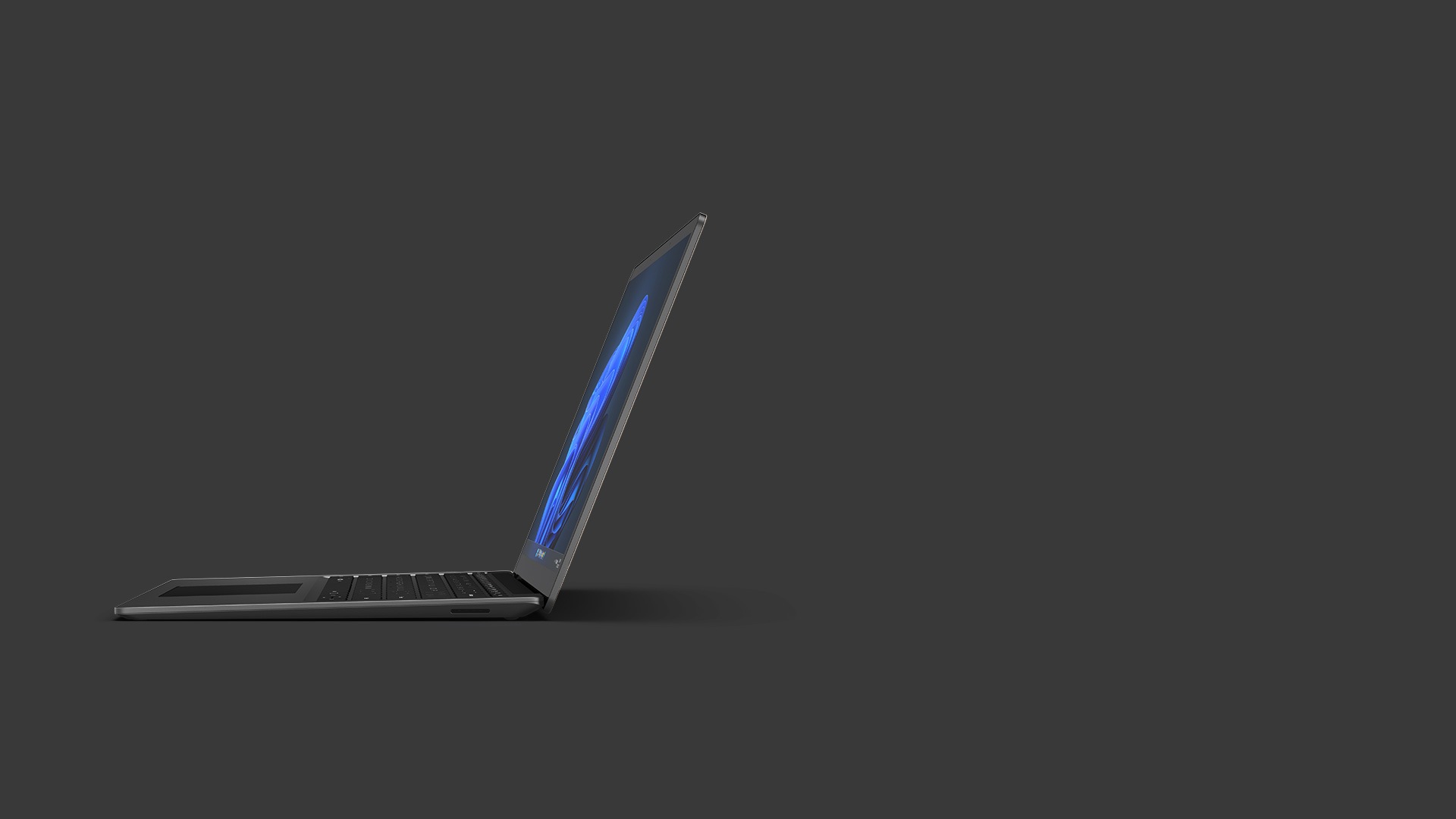 جهاز Surface Laptop 4 بحجم 13.5 بوصة يظهر باللون الأسود غير اللامع المعدني
