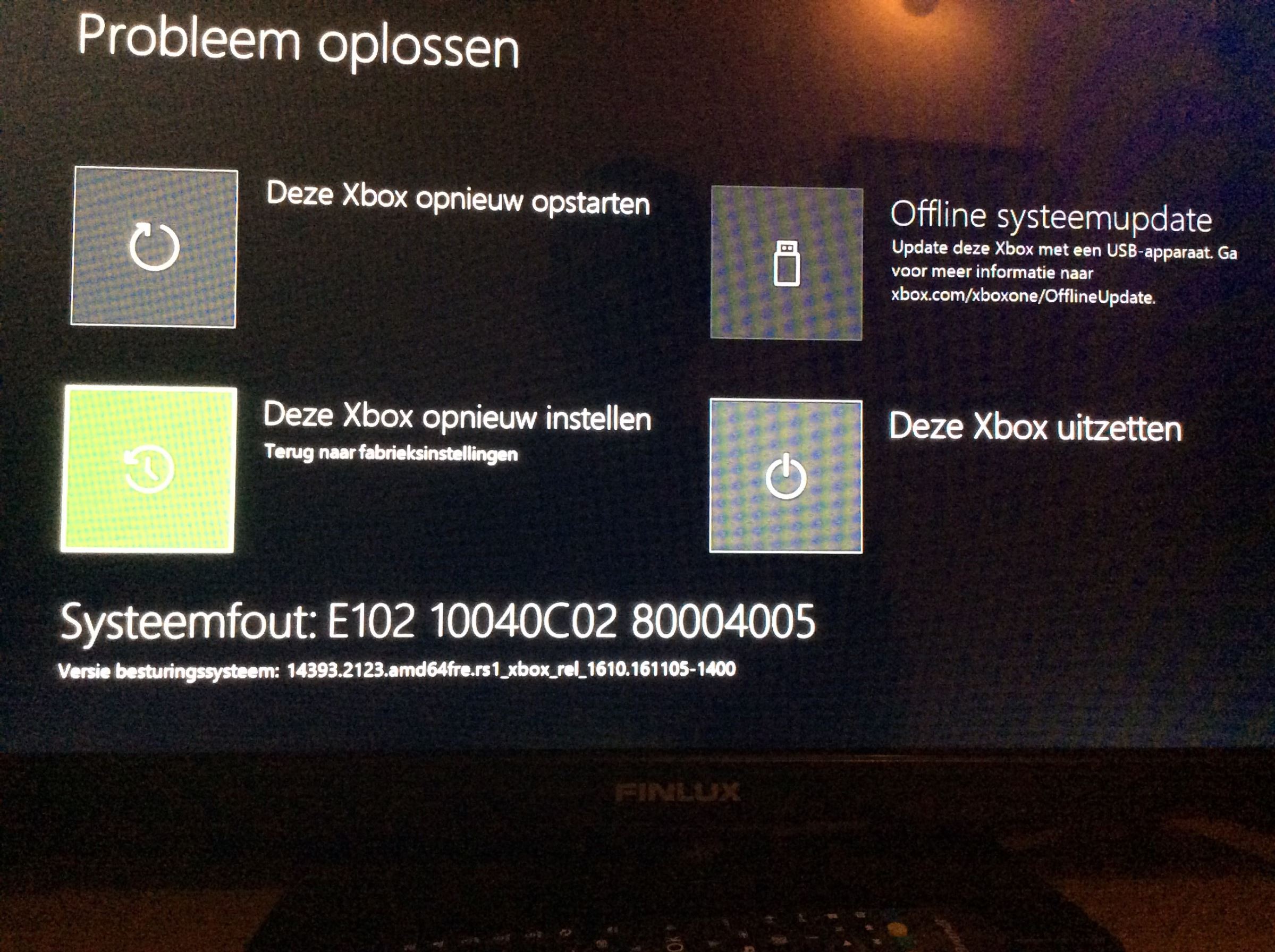 My Xbox One S has got the error E102. - Microsoft Community